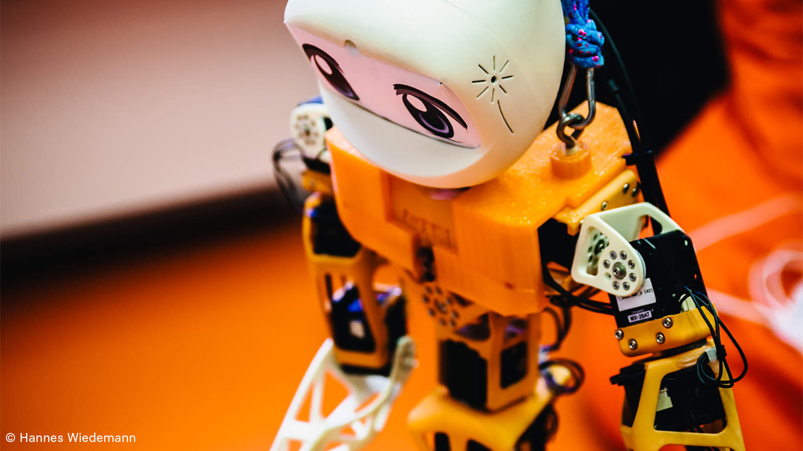 Roboter RoboLab Foto eines Roboters aus dem RoboLab des Max-Planck-Instituts