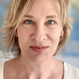 Portraitfoto von Martina, Hofmann, Geschäftsbereichsleiterin „Business Intelligence / Data Warehouse“ im IT-Systemhaus der Bundesagentur für Arbeit