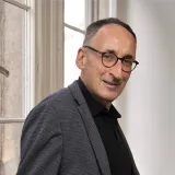 Portraitfoto von Prof. Dr. Dr. Thomas Fuchs, Philosoph und Psychiater