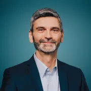 Porträtfoto von Pressesprecher Marc Thylmann